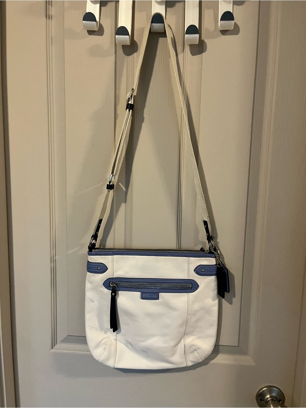 Coach leather upper purse for women’s